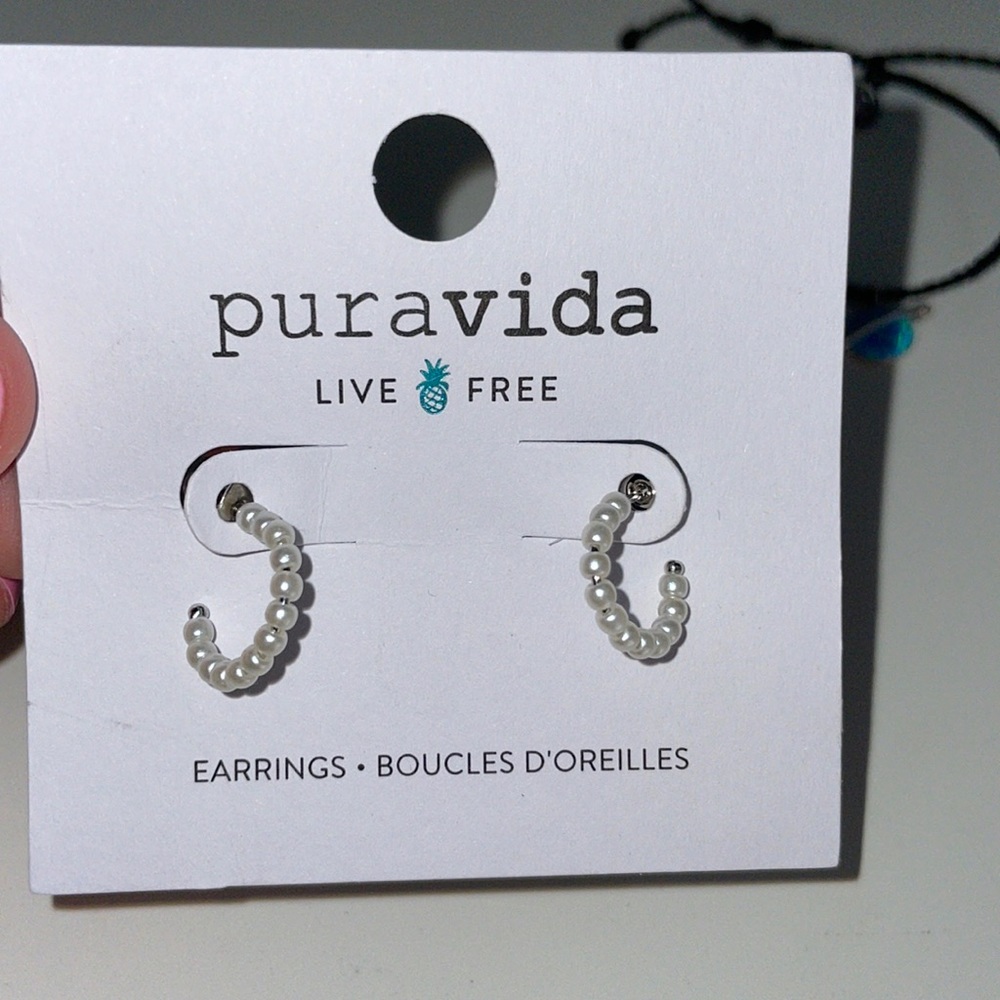 Pearl mini hoops from Pura Vida